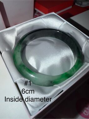 Jade Green Polished Bangle Bracelet